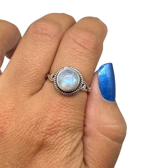 Rainbow Moonstone Ring Size 8 Solid Sterling Silver 925 Dainty Boho Stone - Picture 10 of 12